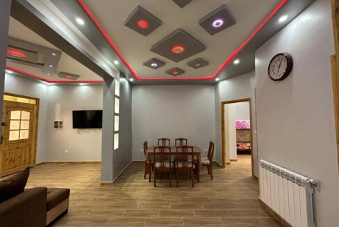 sale a manger f4 (SIDI KHALED)